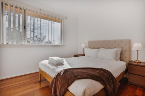 Restful Canberra Retreat In Spacious Terrace Home - Accommodation Mount Tamborine 3
