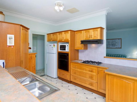 Salamander Beach Front - Accommodation Mount Tamborine 3