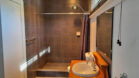 Rosemary Cottage - Accommodation Mount Tamborine 2