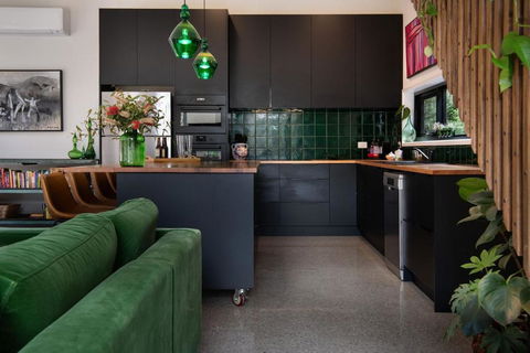 Rocky Hollow - Accommodation Mount Tamborine 2