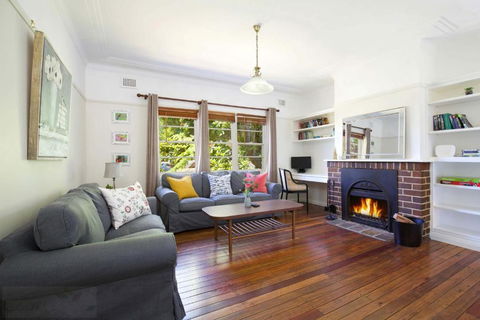 Rodova Cottage - Accommodation Mount Tamborine 0