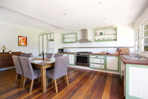 Rodova Cottage - Accommodation Mount Tamborine 1