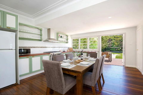 Rodova Cottage - Accommodation Mount Tamborine 2