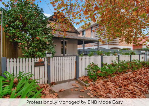 Rose Cottage - Stroll To CBD, Leafy Setting - Accommodation Mount Tamborine 0