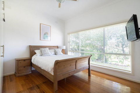 Rosebud Reset - A Beachside Group Getaway - Accommodation Mount Tamborine 2