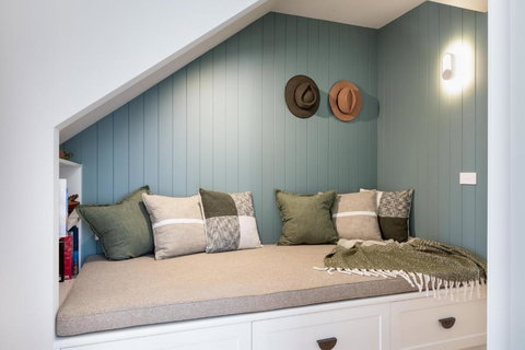 Rosewood Retreat New Luxury Home - Accommodation Mount Tamborine 3