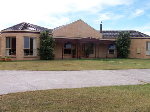 Roshnier Apartment - Accommodation Mount Tamborine 0