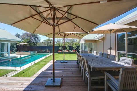 Royadie Resort - Pool Spa Tennis 500m To Beach - Accommodation Mount Tamborine 1
