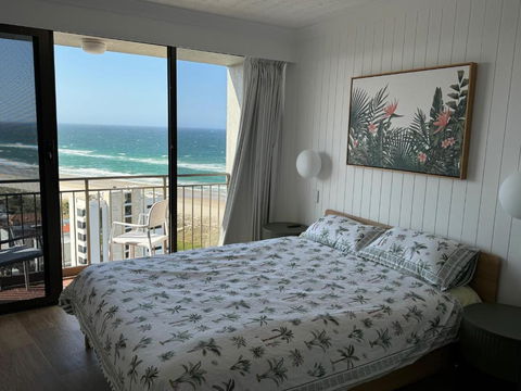 Royal Palm Resort On The Beach - Accommodation Mount Tamborine 1