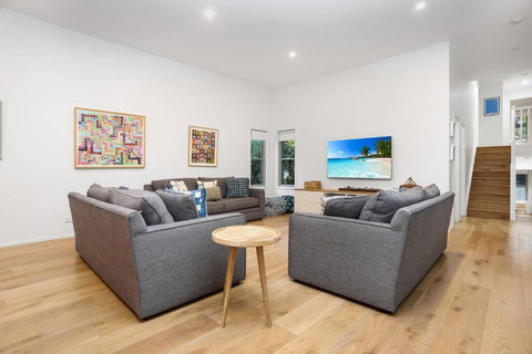 Russell Street Retreat - Accommodation Mount Tamborine 2