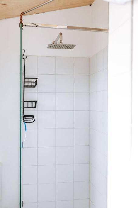 S U N S E T S H A C K Binalong - Accommodation Mount Tamborine 1