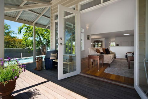 Sades - Accommodation Mount Tamborine 2