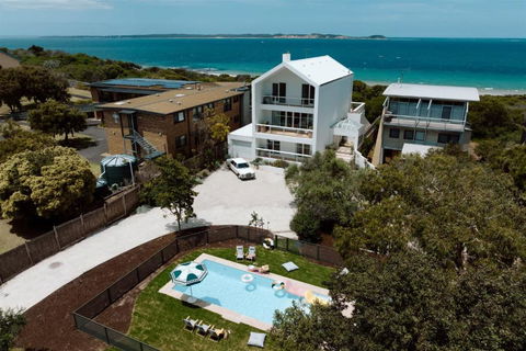 Sagres Queenscliff - Luxury House By The Beach - Accommodation Mount Tamborine 1
