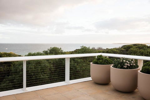 Sagres Queenscliff - Luxury House By The Beach - Accommodation Mount Tamborine 3