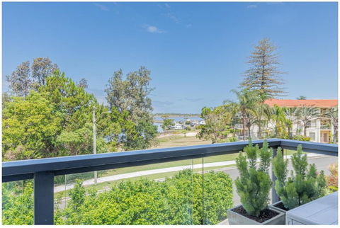 Salt & Sand Getaway - Accommodation Mount Tamborine 0
