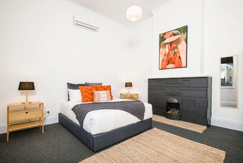 Salty Pines - 3BR House Glenelg South - Accommodation Mount Tamborine 1