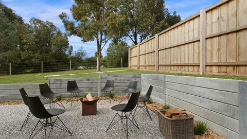 Sams House - Accommodation Mount Tamborine 3
