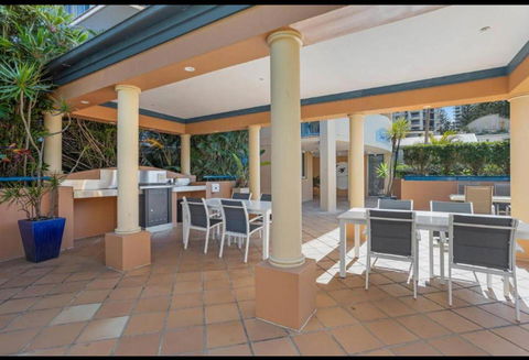 San Mateo On Broadbeach - Accommodation Mount Tamborine 1