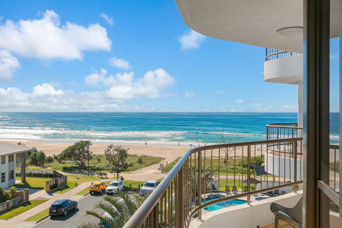 San Simeon 33 - Accommodation Mount Tamborine 2