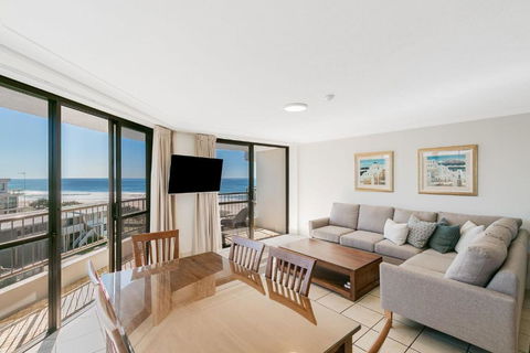 San Simeon 33 - Accommodation Mount Tamborine 1