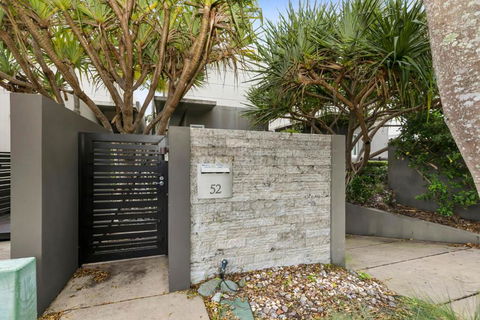 Sanctuary @ Sunshine - Accommodation Mount Tamborine 1