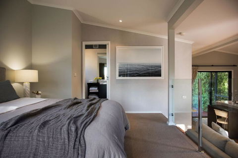 Sanctum - Accommodation Mount Tamborine 3