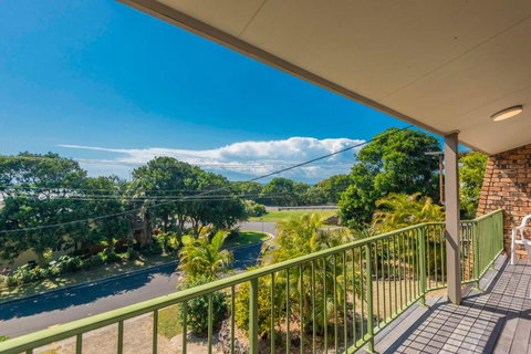 Sand Dunes - Accommodation Mount Tamborine 3