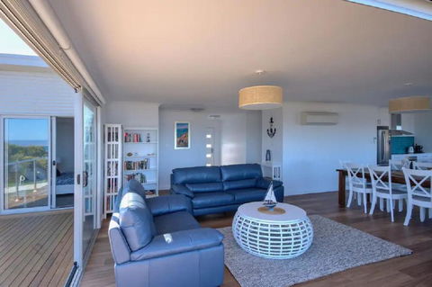 Sandbar Beach House - Accommodation Mount Tamborine 2