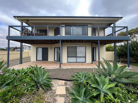 Sandcastle - A Esplanade Place, Stunning Views - Accommodation Mount Tamborine 3