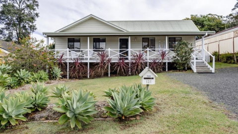Sandy Cottage - Accommodation Mount Tamborine 0