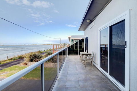 Sandy Cove - Accommodation Mount Tamborine 3