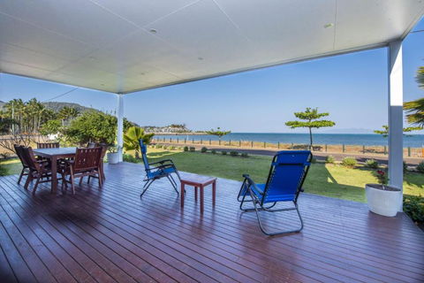 Sandy Decks - Accommodation Mount Tamborine 1