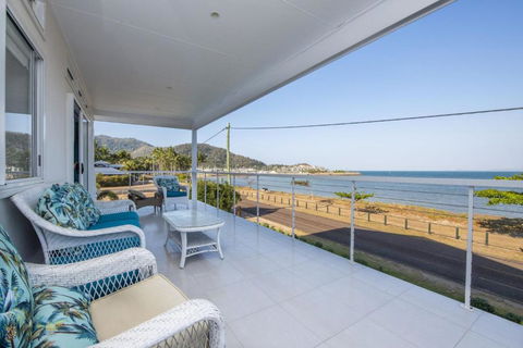 Sandy Decks - Accommodation Mount Tamborine 0