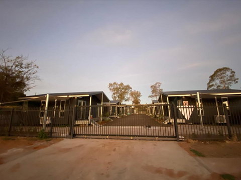 Sunshine Gardens Bourke Resort - Accommodation Mount Tamborine 0