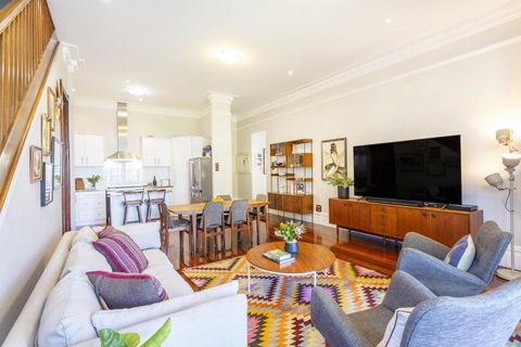 The Federation Cottage - EXECUTIVE ESCAPES - Accommodation Mount Tamborine 1