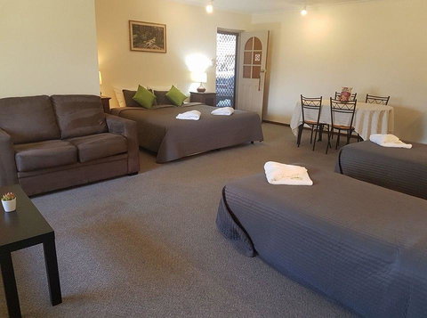 Beachport Motor Inn - Accommodation Mount Tamborine 2