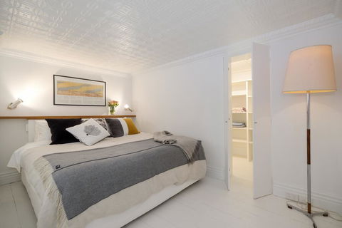 Beachside Luxury Loft Apartment - Accommodation Mount Tamborine 2