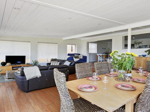 Beachview - Walking Track Straight Down To The Beach - Accommodation Mount Tamborine 2