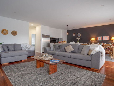 Bella K - Style, Comfort And Location - Accommodation Mount Tamborine 1