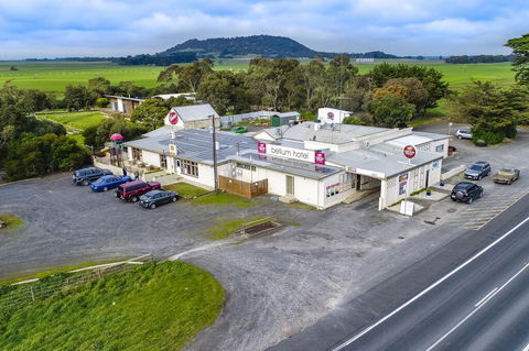 Bellum Hotel - Accommodation Mount Tamborine 0