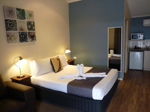 Best Western Caboolture Central Motor Inn - Accommodation Mount Tamborine 0