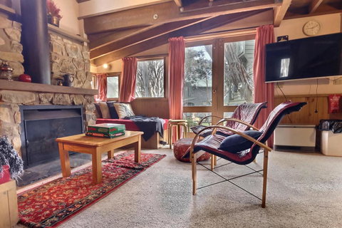 Bindi - Alpine Getaways's Chalet At Tower Rd - Accommodation Mount Tamborine 2