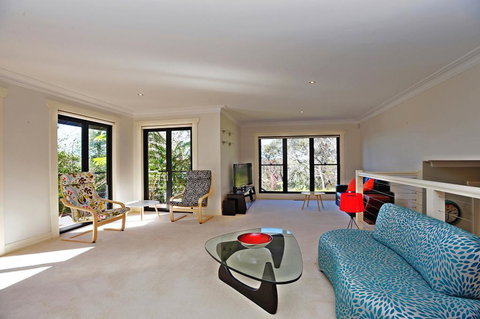 Black Cockatoo Retreat - Accommodation Mount Tamborine 2