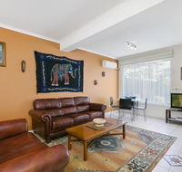 Black Dolphin Waterfront Apartment - Accommodation Mount Tamborine
