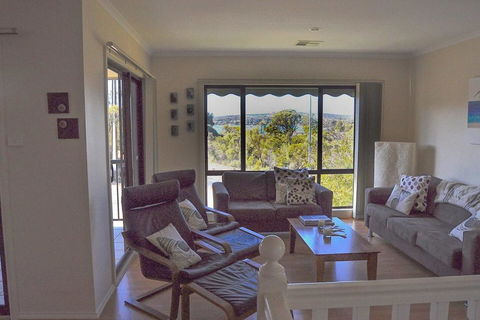 Black Duck - Accommodation Mount Tamborine 2
