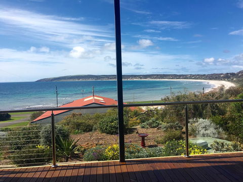 Blakeney Holiday House - Accommodation Mount Tamborine 0