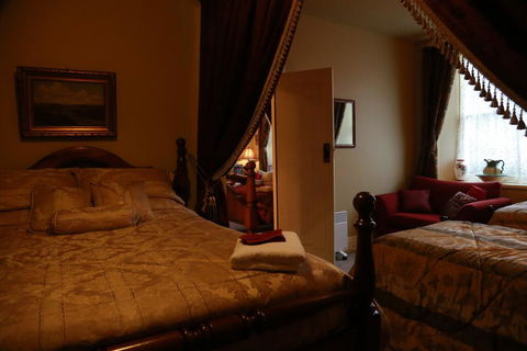 Blakes Manor Self Contained Heritage Accommodation - Accommodation Mount Tamborine 2