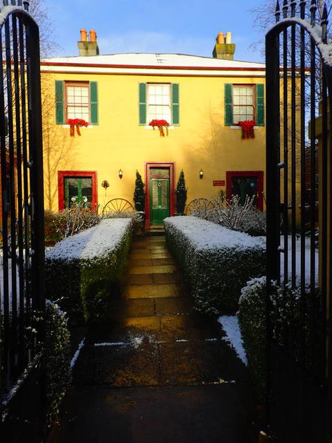 Blakes Manor Self Contained Heritage Accommodation - Accommodation Mount Tamborine 3