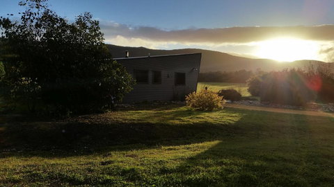 Blaze Rock Retreat - Accommodation Mount Tamborine 1
