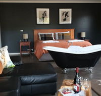 Blaze Rock Retreat - Accommodation Mount Tamborine